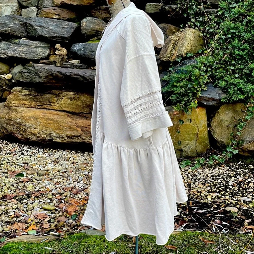 Free People Elegant Cream Women's Sweater With Ruffle Details - Picture 3 of 3